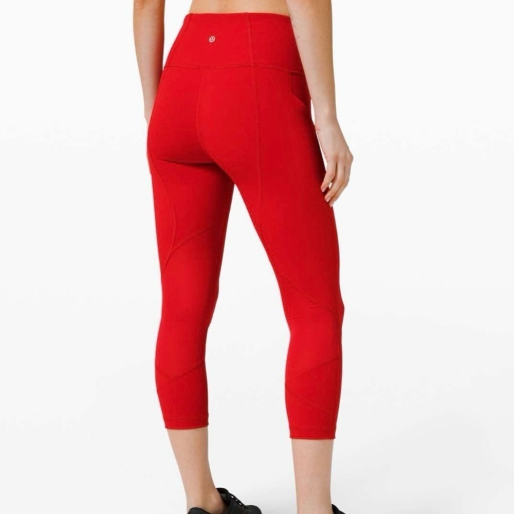 Lululemon Pace Rival High-Rise Crop